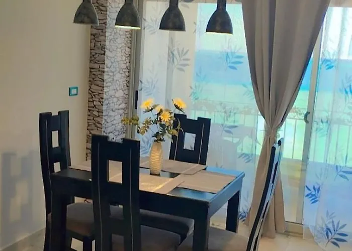 Daire Evi's Infinity Sea View Hurgada